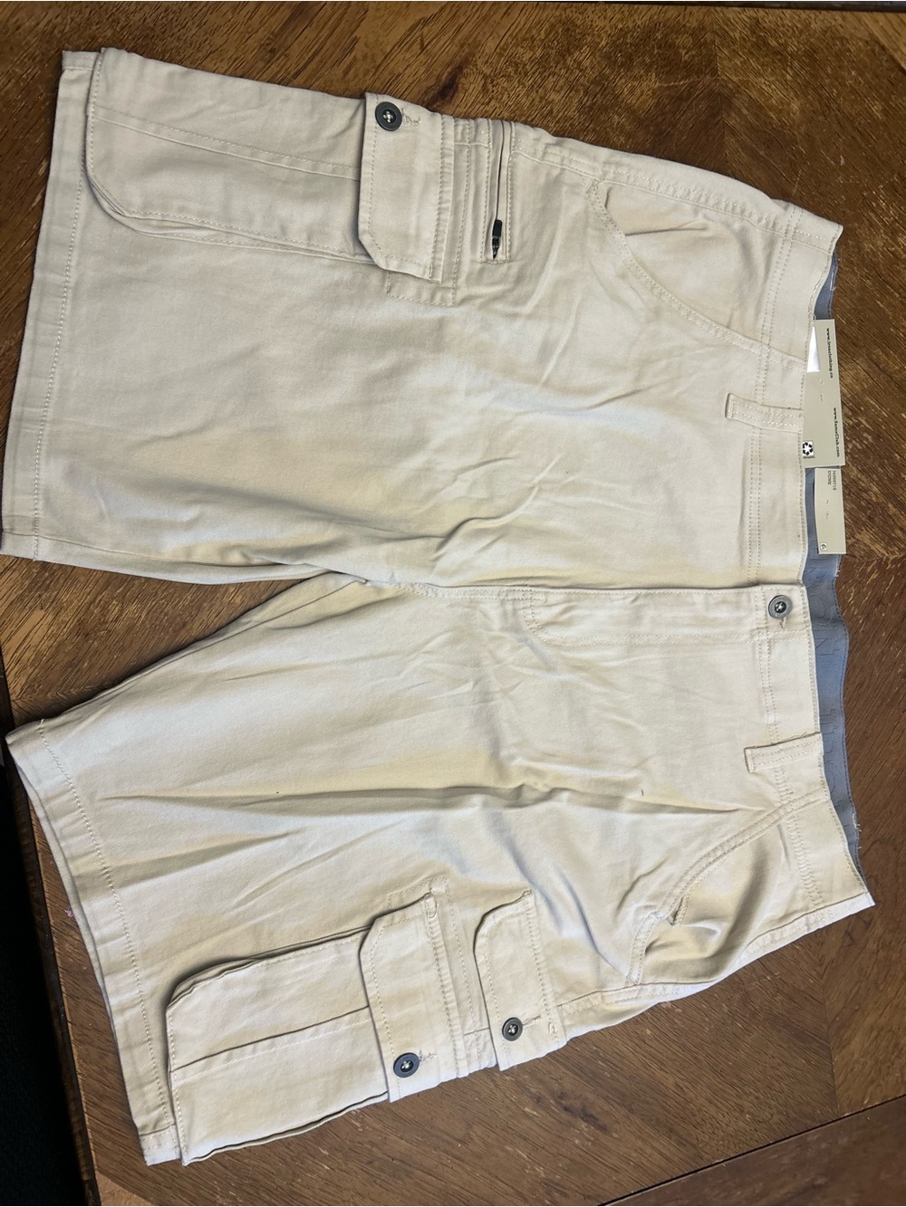 Light Khaki Men's Cargo Shorts with Side Pockets
